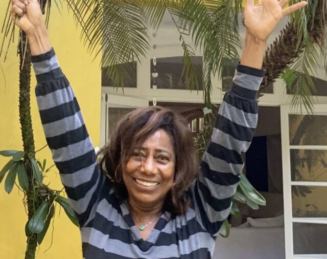 Instagram/@gloriamariareal A apresentadora Gloria Maria relembrou de suas experiências em reportagens de viagem