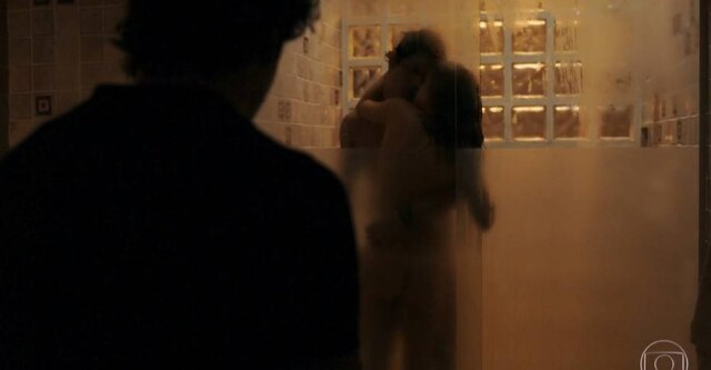 Reprodução/Globo Marina Ruy Barbosa em cena de 'Justiça'