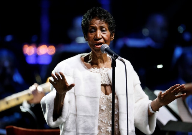 Shannon Stapleton/Reuters Aretha Franklin em sua última apresentação, na catedral de St. John the Divine, em Nova York, em novembro de 2017.