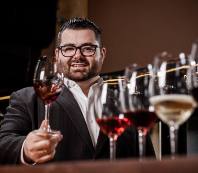Padovan Photo Gabriel Raele, sommelier do Flemings