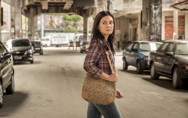 Globo/João Cotta Adriana Esteves intepreta e personagem Thelma na novela 'Amor de Mãe'