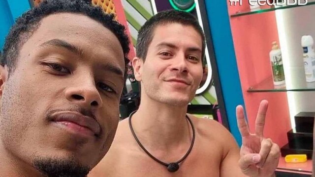Instagram/@arthuraguiar e @iampauloandre Sem saber que Arthur Aguiar foi um 'falso eliminado', Paulo André passou esta quarta, 6, cabisbaixo sem o aliado.