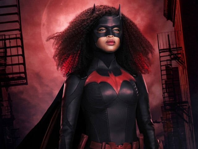 CW Javicia Leslie caracterizada como Ryan Wilder, a 'Batwoman', a partir da segunda temporada da série.
