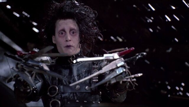 20th Century Fox Johnny Depp como Edward Mãos de Tesoura em cena do filme.