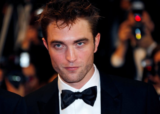REUTERS/Eric Gaillard Robert Pattinson quis manter a 'frivolidade' de Edward Cullen dos livros no filme.
