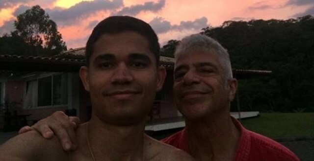 Instagram/@lulusantosoficial O cantor Lulu Santos e o namorado Clebson Teixeira.