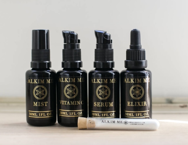 Erin Baiano/The New York Times Produtos para a pele da esteticista Kim Sevy