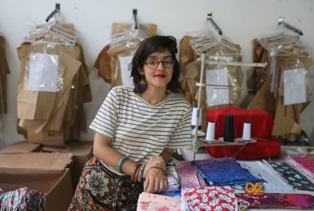 Nilton Fukuda/ Estadão "A moda está cada vez mais efêmera e nós queremos conscientizar as pessoas sobre isso, pois a produção de uma roupa é complexa e demorada", afirma Gabriela Cherubini, uma das coordenadoras do projeto.