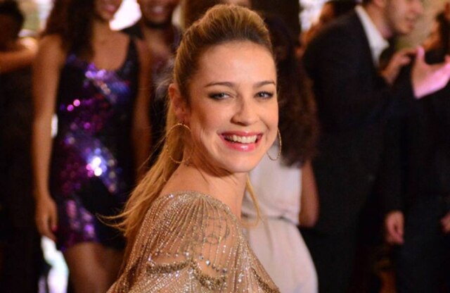 Bang Showbiz Além de atriz, Luana Piovani se mostra uma ótima dançarina
