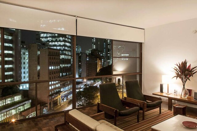 Zeca Wittner/Estadão Apartamento com projeto dos arquitetos Luciano Margotto e Cristina Tosta no Edifício Eiffel, de Oscar Niemeyer, na Praça da República