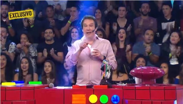 Reprodução de cena do 'Pânico na Band'/Youtube Emilio Surita é o apresentador do 'Pânico na Band' desde a estreia do programa em 2012
