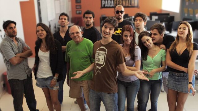 Netflix / 'A Toca' / Divulgação Felipe Neto e elenco de 'A Toca', da Netflix, lançada em 2013.