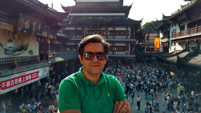 Arquivo pessoal Luiz Thadeu em Xangai, na China.