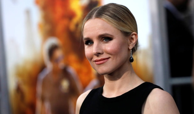 REUTERS/Mario Anzuoni Kristen Bell cantou para crianças da Flórida durante furacão Irma.