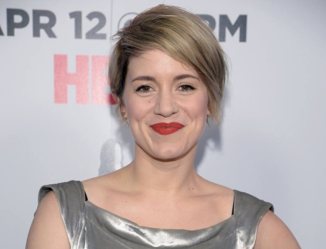 Phil McCarten/Reuters A atriz Alice Wetterlund criticou a HBO por não fazer nada quando T.J. Miller cometeu bullying contra ela no set da série 'Silicon Valley'