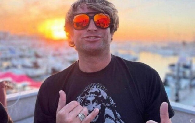 Instagram/ @poopiesgram Sean McInerney foi mordido por tubarão