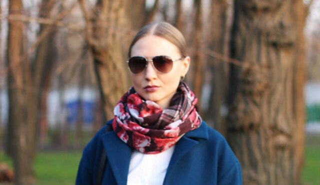 Reprodução/ Lookbook Lenços são boa opção para aquecer e dar graça ao visual de inverno