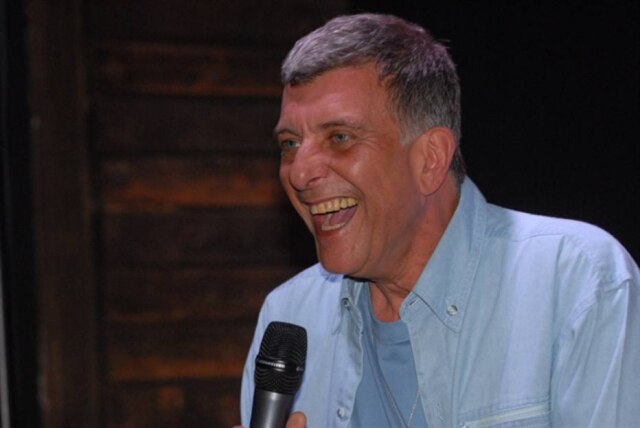 Rede Globo / Zé Paulo Cardeal O diretor Jorge Fernando, em recuperação de um AVC, fez sua primeira aparição pública desde janeiro nesta quarta-feira, 26, no programa 'Mais Você'.