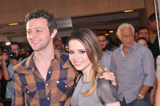 Juan Guerra/Estadão Em programa de entrevistas, a cantora Sandy e o marido Lucas Lima contaram detalhes sobre o relacionamento entre os dois que já dura 18 anos