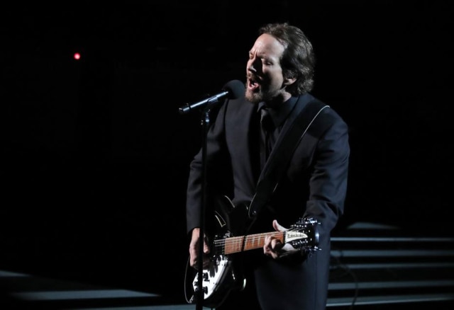 Lucas Jackson / Reuters Eddie Vedder, vocalista do Pearl Jam.