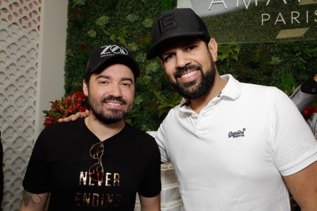 Silvana Garzaro O cantor Fernando Zor (esq.), da dupla Fernando e Sorocaba, sofreu um acidente de carro na Rodovia Bandeirantes