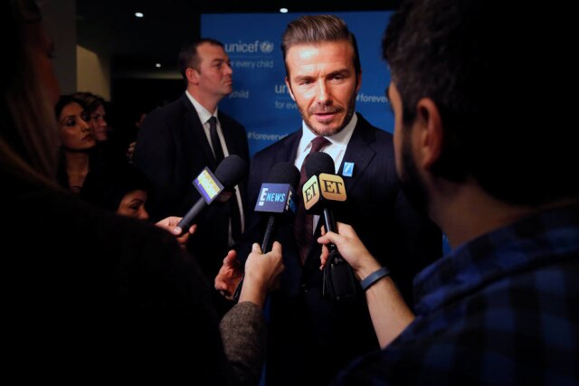 REUTERS/Andrew Kelly O ex-jogador David Beckham cometeu gafe em visita a Hong Kong após postagem nas suas redes sociais.