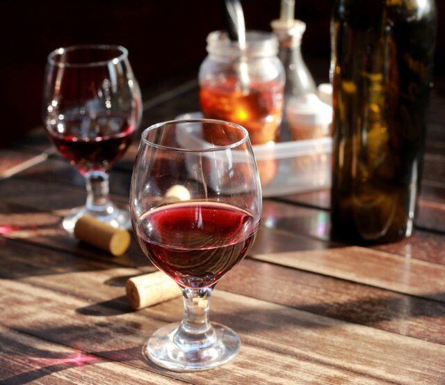 Não é preciso deixar o vinho de lado nas mesas juninas 