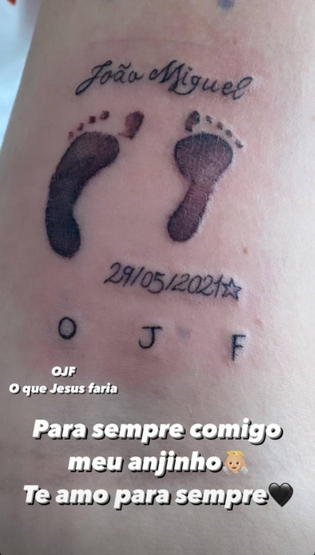 Irmã de Whindersson Nunes faz tatuagem em homenagem ao sobrinho João Miguel