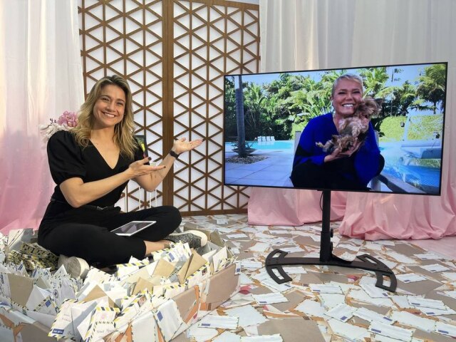 Caio Coutinho/Globo As apresentadoras Fernanda Gentil e Xuxa, durante o programa 'Se Joga'