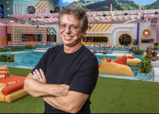Sérgio Zalis Nas redes sociais, Boninho manda recado para quem deseja participar do 'Big Brother Brasil' e informa que inscrições para 23ª edição começam em breve.