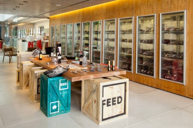 Luis Simione|Estadão O açougue Feed, que vende carne dry-aged para levar e a serve também no almoço