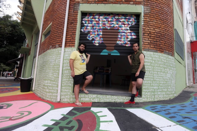 NILTON FUKUDA/ESTADÃO Iran Giusti e Otávio Salles, os organizadores da Casa 1.
