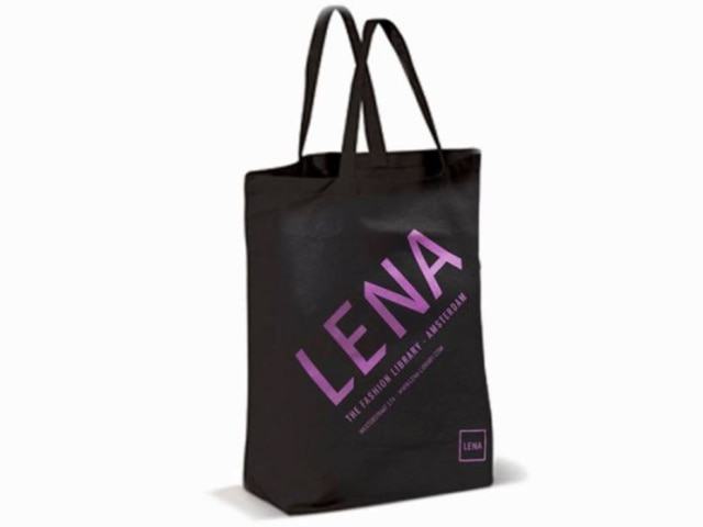 Divulgação Ao se cadastrar na loja, a cliente ganha uma eco-bag
