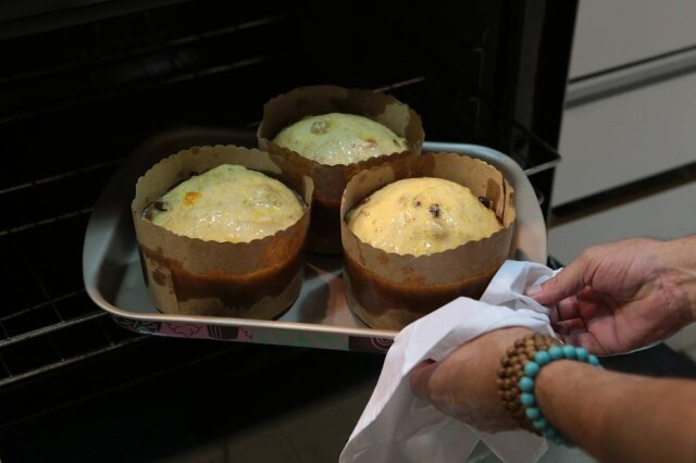 Alex Silva/Estadão Em São Paulo, há cursos de panetone para diferentes tipos de cozinheiros.