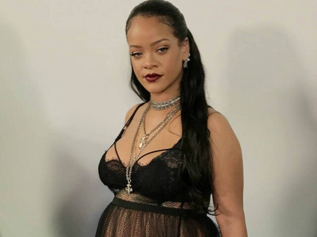 Clotaire Achi/REUTERS Rihanna participou do desfile da Dior na Paris Fashion Week 2022.