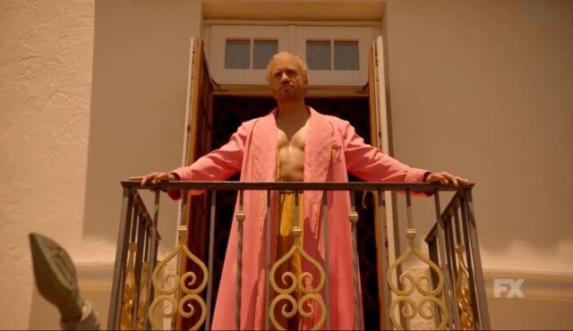 Reprodução de cena de 'American Crime Story' (2018)/ FX 'American Crime Story: The Assassination of Gianni Versace' estreia no dia 17 de fevereiro