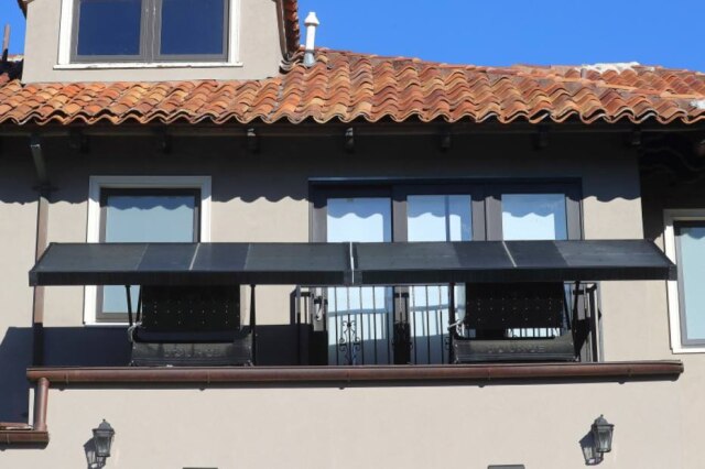 Jim Wilson|NYt Sistema de coleta da Zero Mass Water em uma casa em Oakland, na Califórnia.