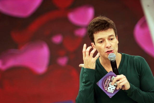 Sérgio Neves / Estadão Rodrigo Faro apresentando 'O Melhor do Brasil' em 2010.