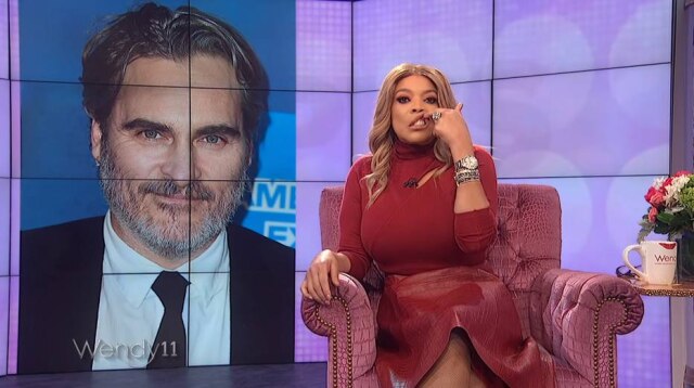 Youtube / @The Wendy Williams Show Apresentadora Wendy Williams chegou a tentar imitar um lábio leporino