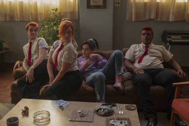 Aline Arruda / Netflix Elenco de 'Ninguém Tá Olhando' comemorou vitória no Emmy Internacional 2020