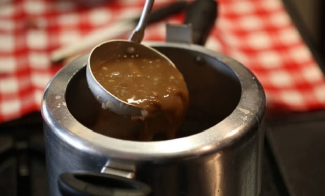 Arte Estadão Feijão com caldo saboroso e encorpado também não pode faltar.