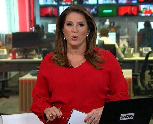 GloboNews A apresentadora Christiane Pelajo, do GloboNews, apresentará junto com Leilane Neubarth e Camila Bomfim, o 'Conexão GloboNews'.