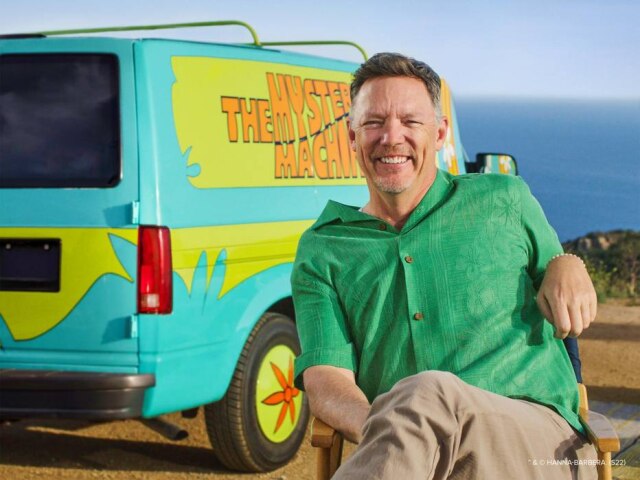 Hanna-Barbera Matthew Lillard, o Salsicha de 'Scooby-Doo', será o anfitrião da Máquina de Mistério no Airbnb.