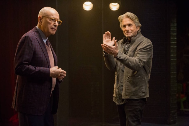 Netflix / Divulgação Em 'O Método Kominsky' Michael Douglas e Alan Arkin vivem dois amigos que lidam juntos com o processo de envelhecer e outros desafios do dia a dia