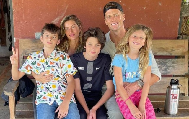 Instagram/ @gisele Gisele Bündchen, Tom Brady, e os filhos Jack, Benjamin e Vivian