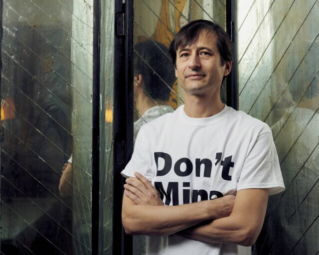 Vincent Tullo/The New York Time Hugo Tillman, ex-assistente de Testino, disse que o fotógrafo o agarrou durante uma viagem