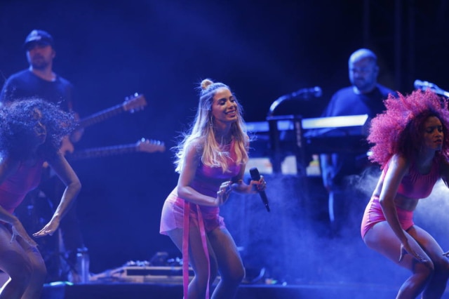 Alex Silva/Estadão A cantora brasileira Anitta ganhou o prêmio de destaque nas redes sociais durante o iHeartRadio Music Awards