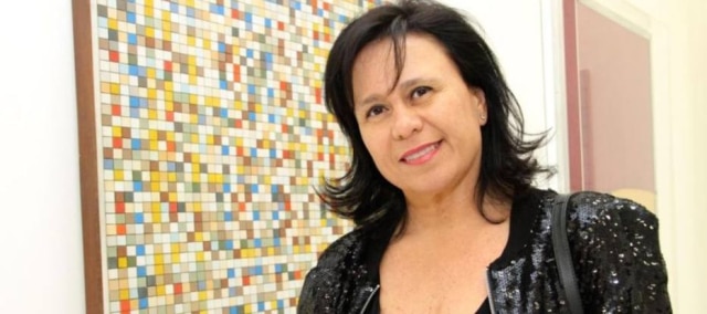 divulgação A galerista Graça Bueno, que atuou na identificação das peças fotografadas no livro Desenho da Utopia