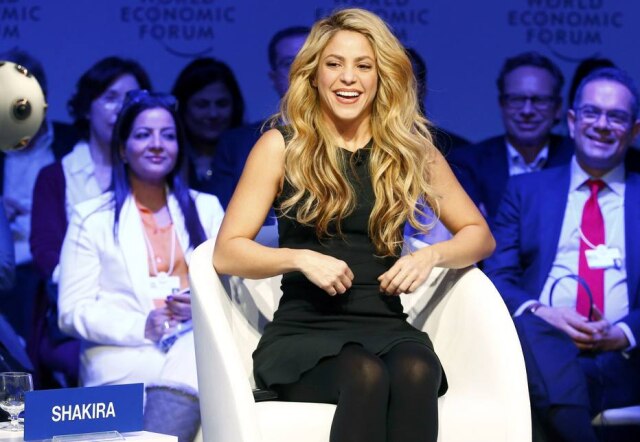 Reuters/Ruben Sprich A cantora colombiana Shakira enviou cartões postais a seus fãs como forma de promover o lançamento do seu novo single.