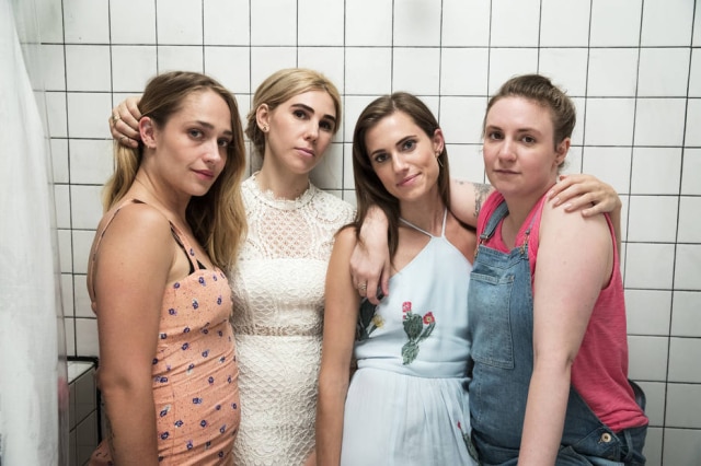 Mark Schafer/HBO Jemima Kirke, Zosia Mamet, Allison Williams e Lena Dunham na última temporada de 'Girls', série da HBO.